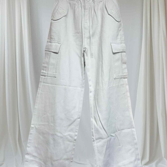 white stretch cargo pants NEW - Picture 1 of 3